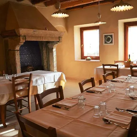 Agriturismo Borgo Valfredda *